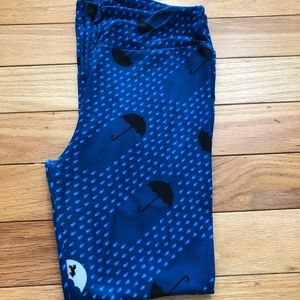 Lularoe umbrella leggings
